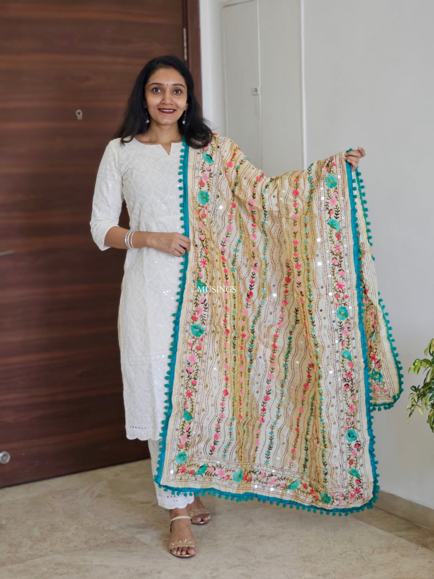 Chandrika - Off White Kurta Set