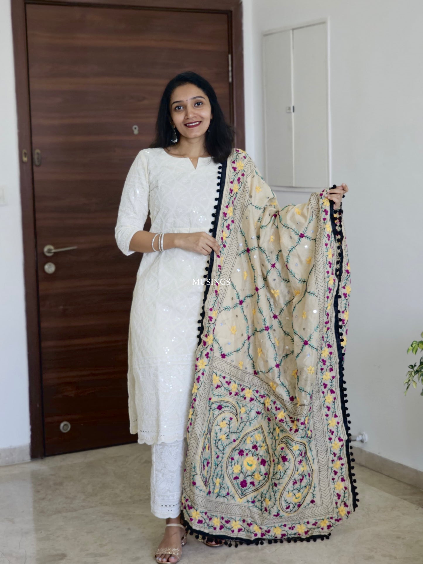 Chandrika - Off White Kurta Set