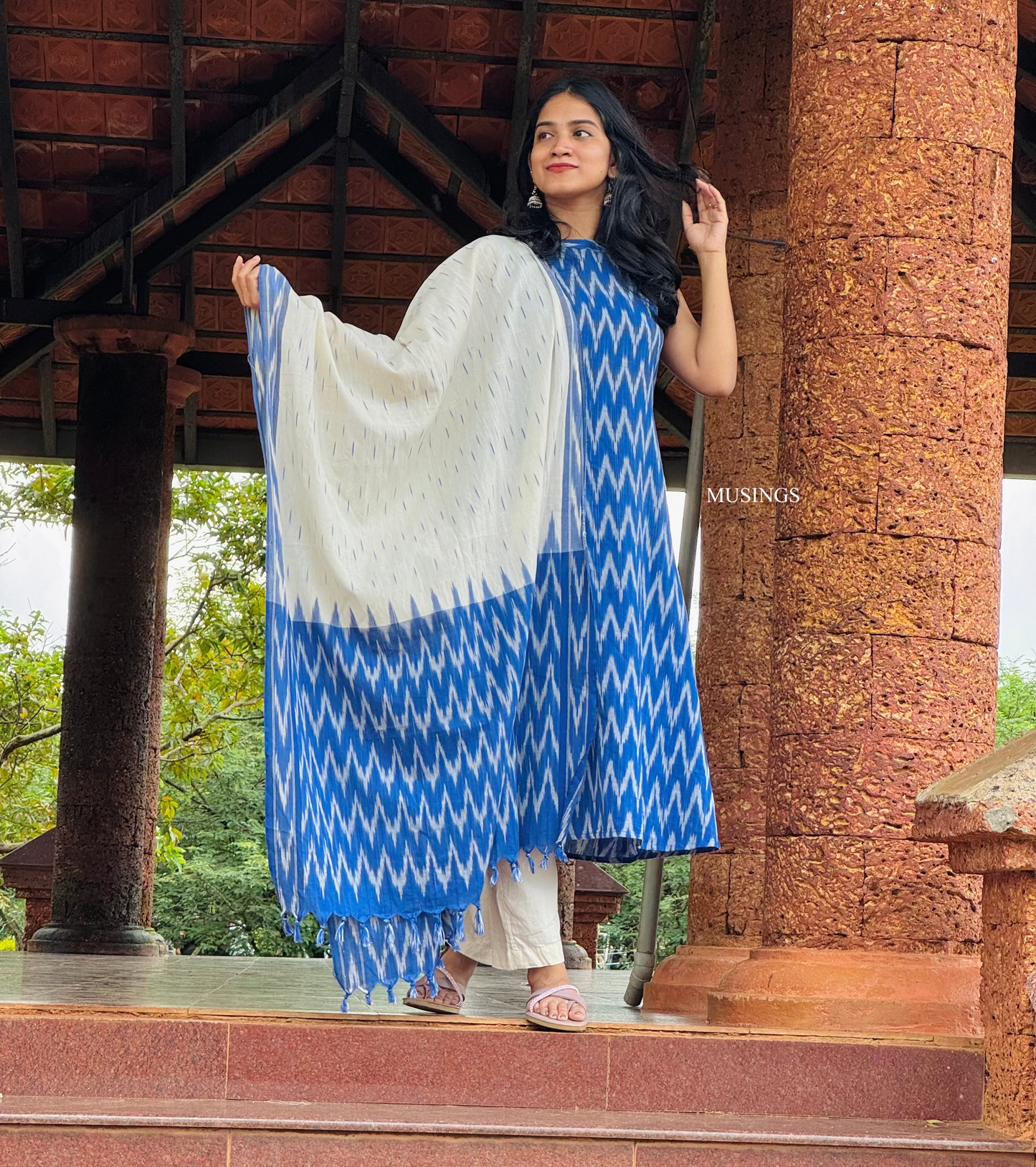 Aishani - Ikkat Suit Set
