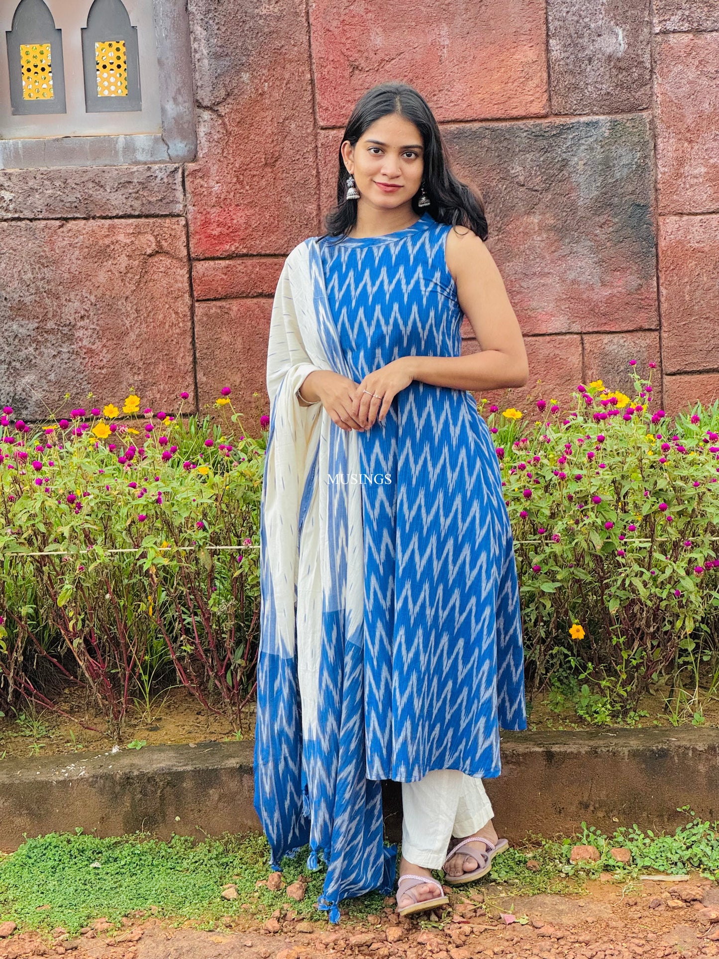 Aishani - Ikkat Suit Set