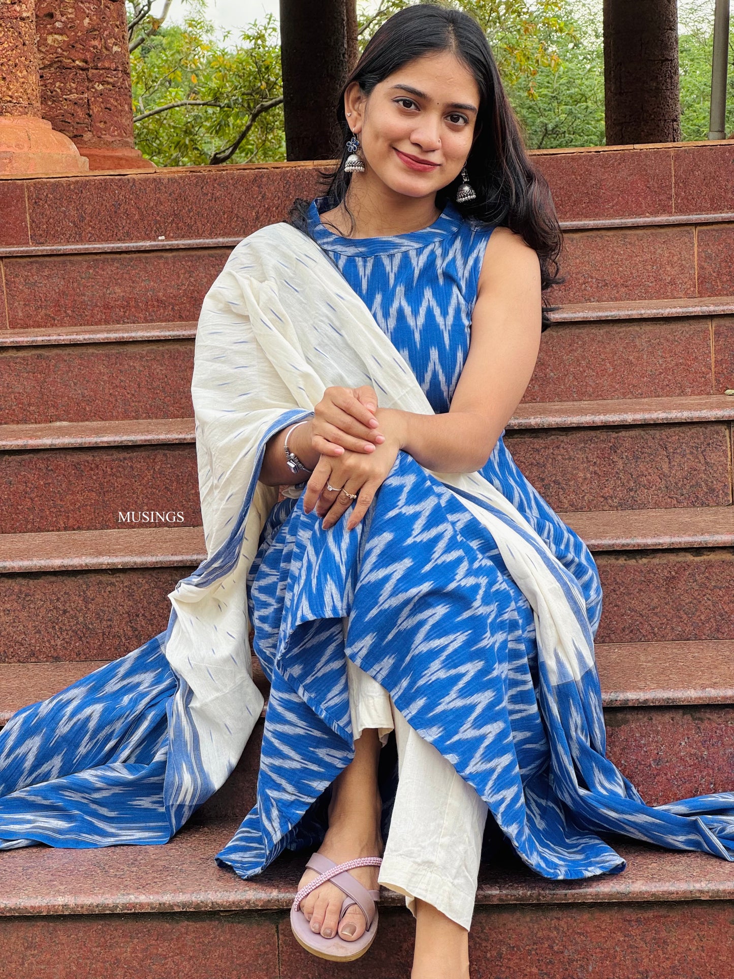 Aishani - Ikkat Suit Set