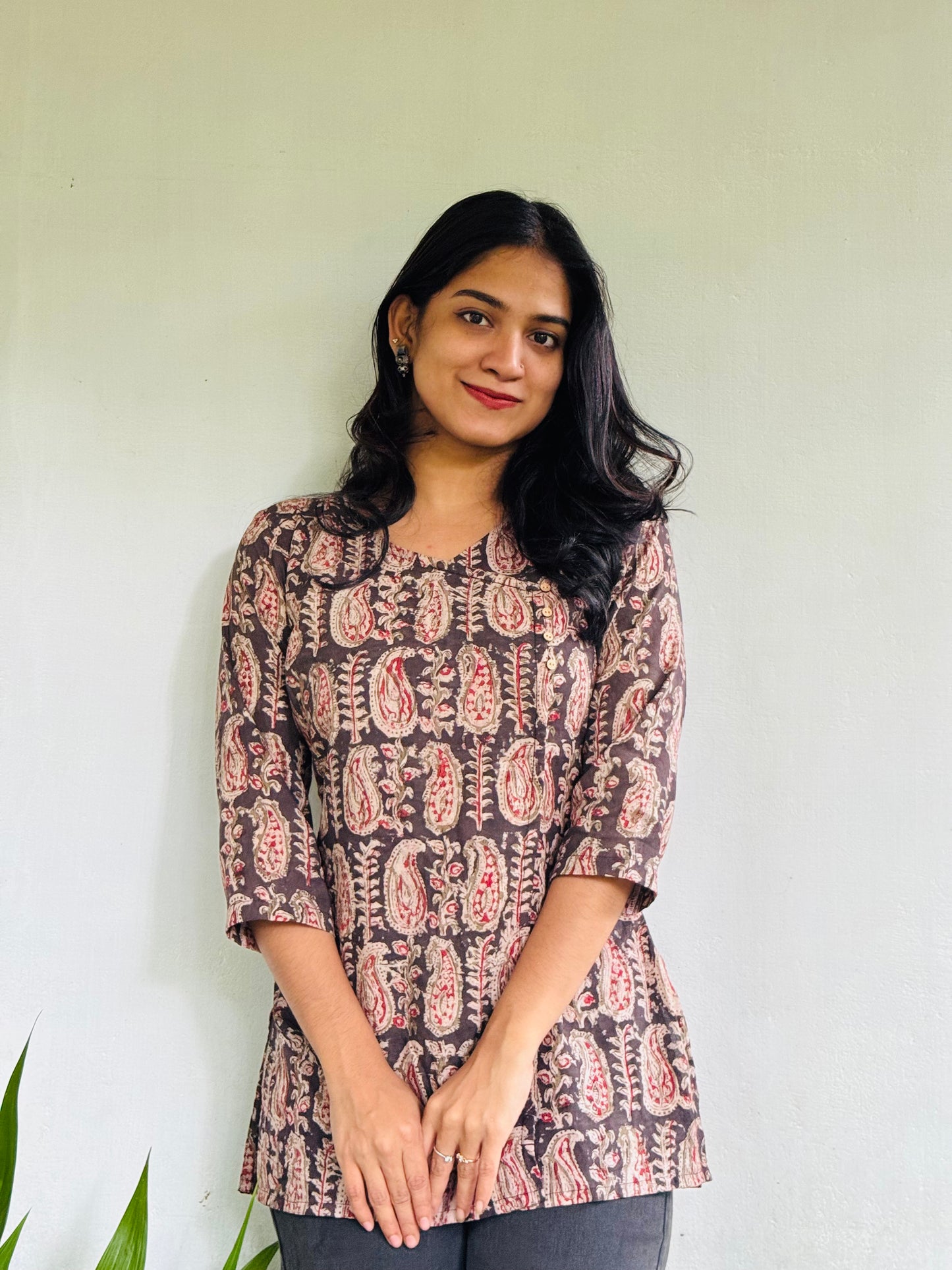 Mythreyi - Kalamkari Handblock Printed Short Kurta