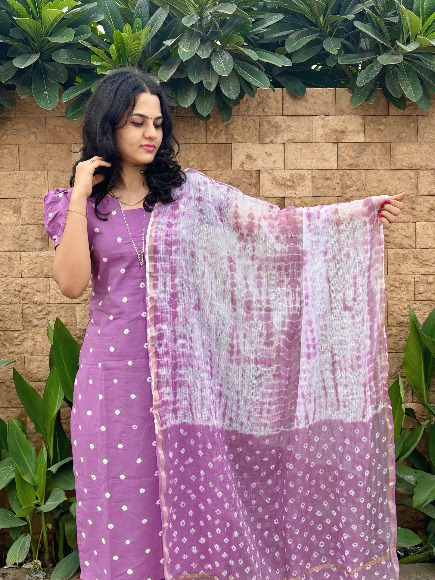 Saanvi Bandhej Kurta Set