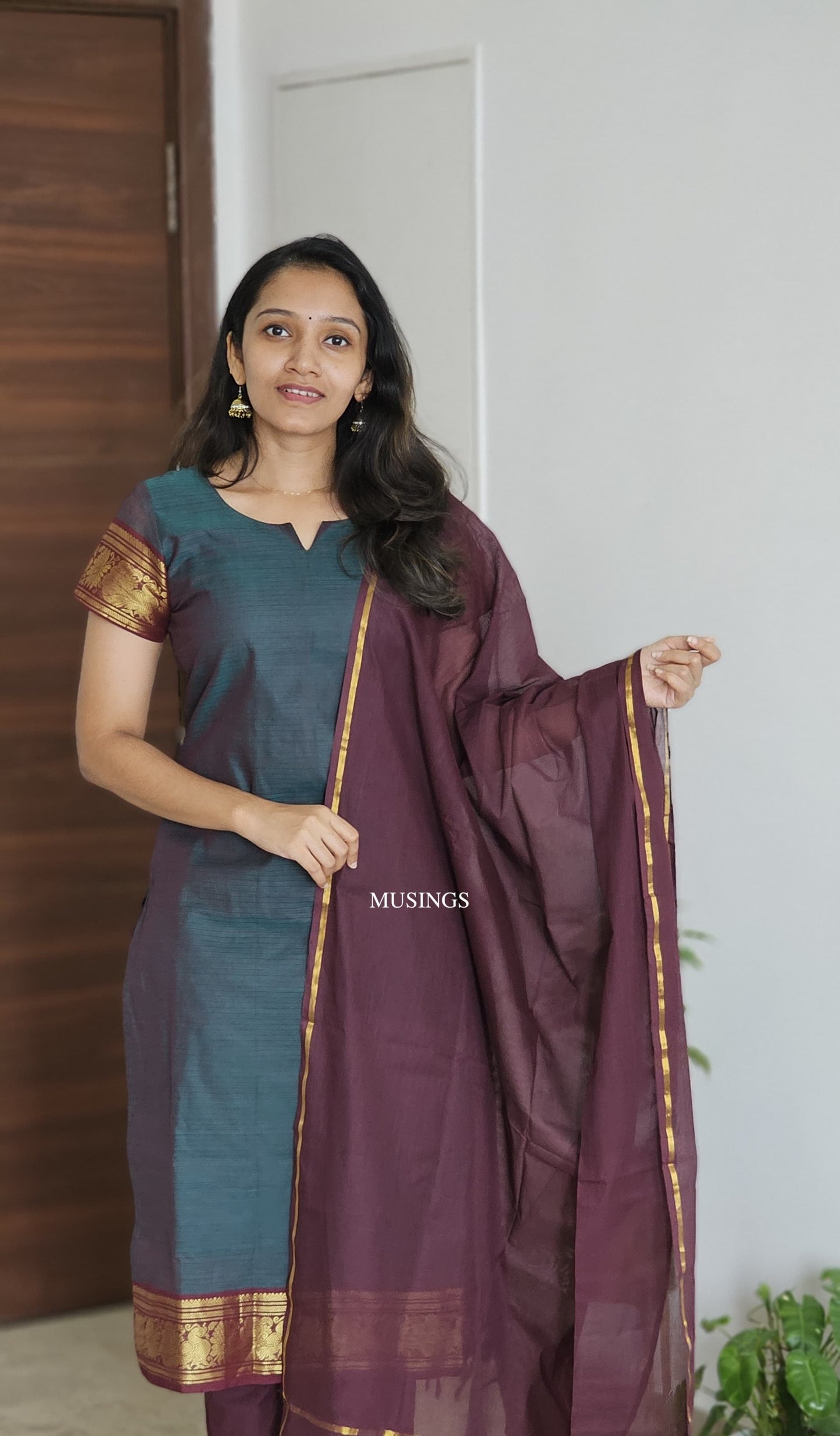 Azhagi - Mangalgiri Pattu Border Handwoven Kurta Set