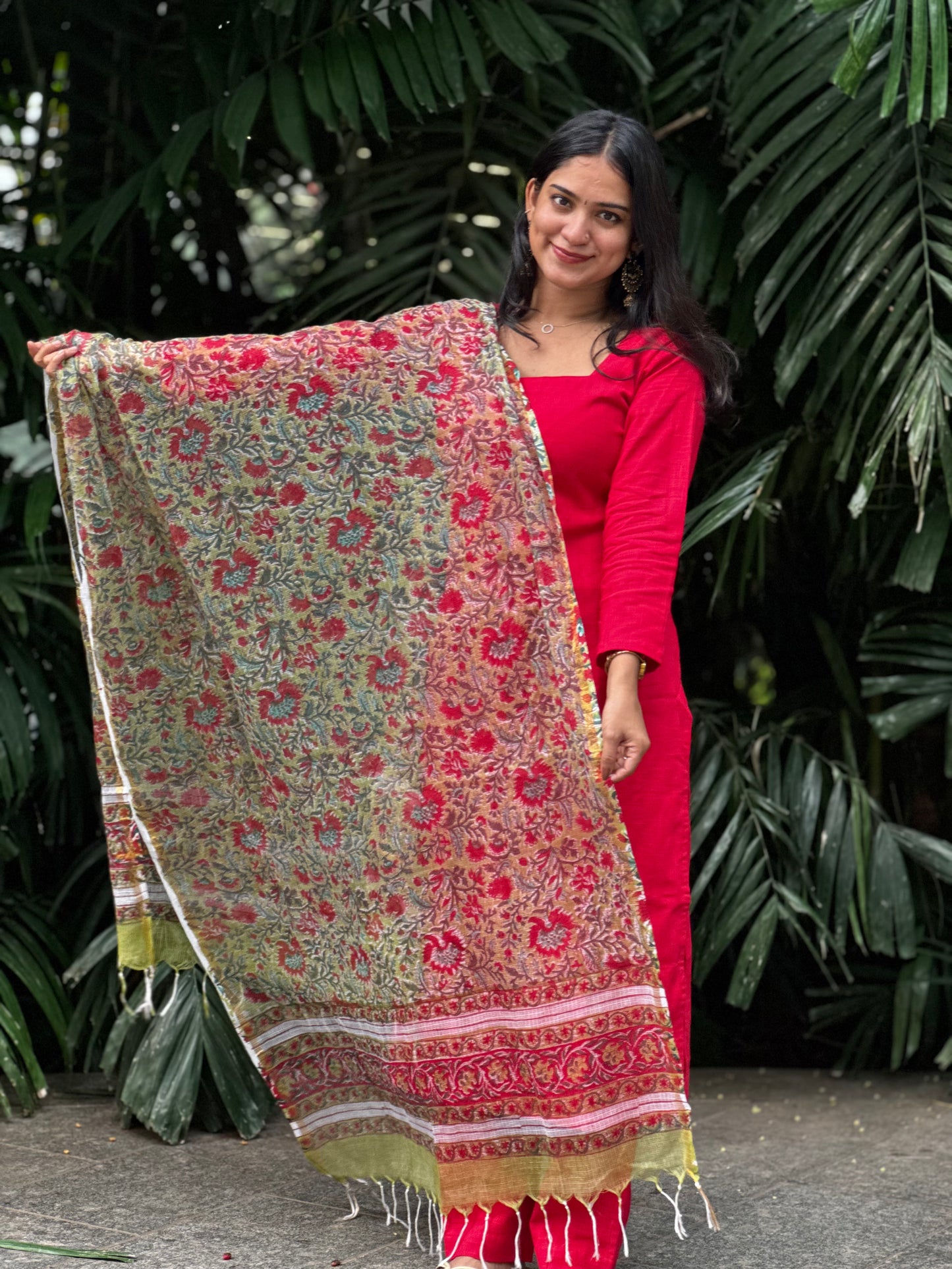 Gulmohar - Slub Cotton Kurta and Sanganeri Handblock Printed Dupatta Set