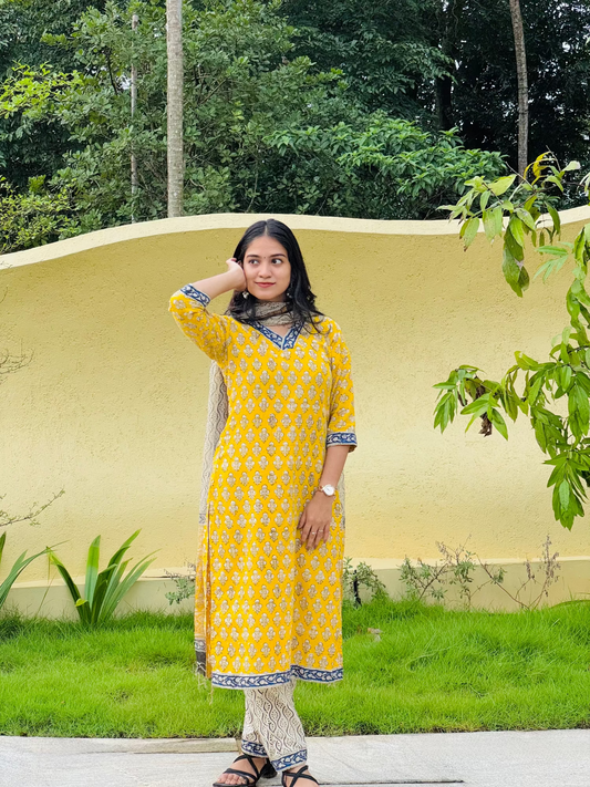 Tanira - Sanganeri Handblock Printed Kurta Set with Kota Dupata