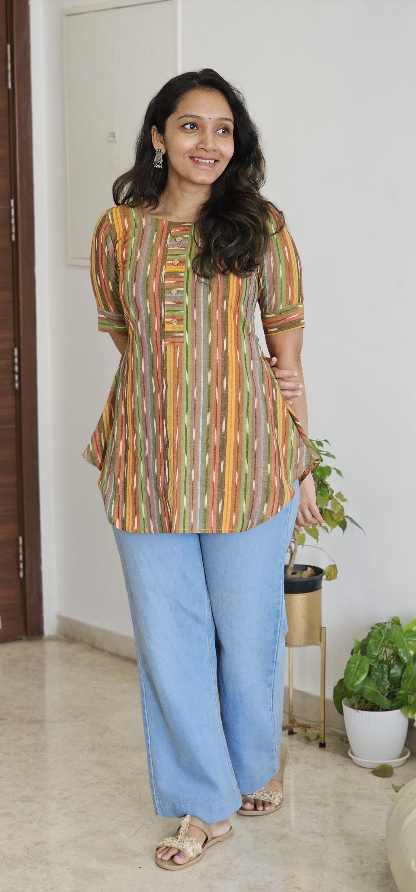 Anvika - Ikkat Classy Short Kurta