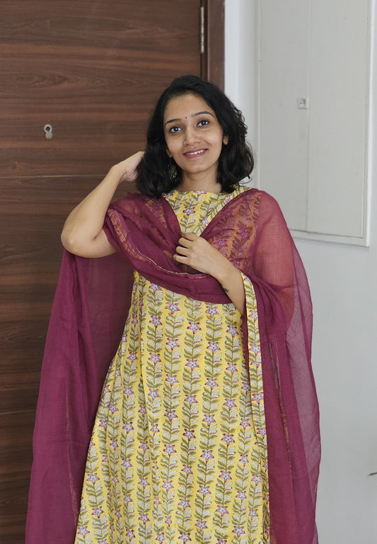 Mythri - Sanganeri Handblock Printed Kurta set