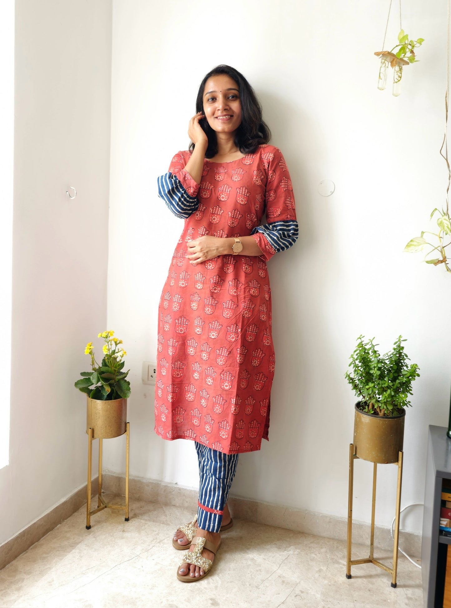 Mrinalini - Sanganeri Handblock Printed Kurta Set