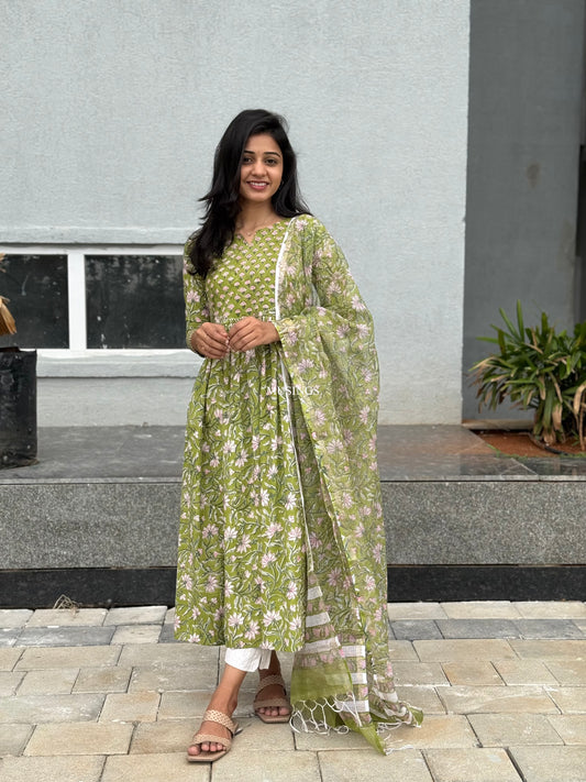 Chaaru - Sanganeri Handblock Printed Kurta with Kota Block Printed Dupatta
