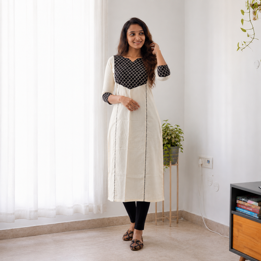 Aambal - Handloom x Ajrakh Patchwork