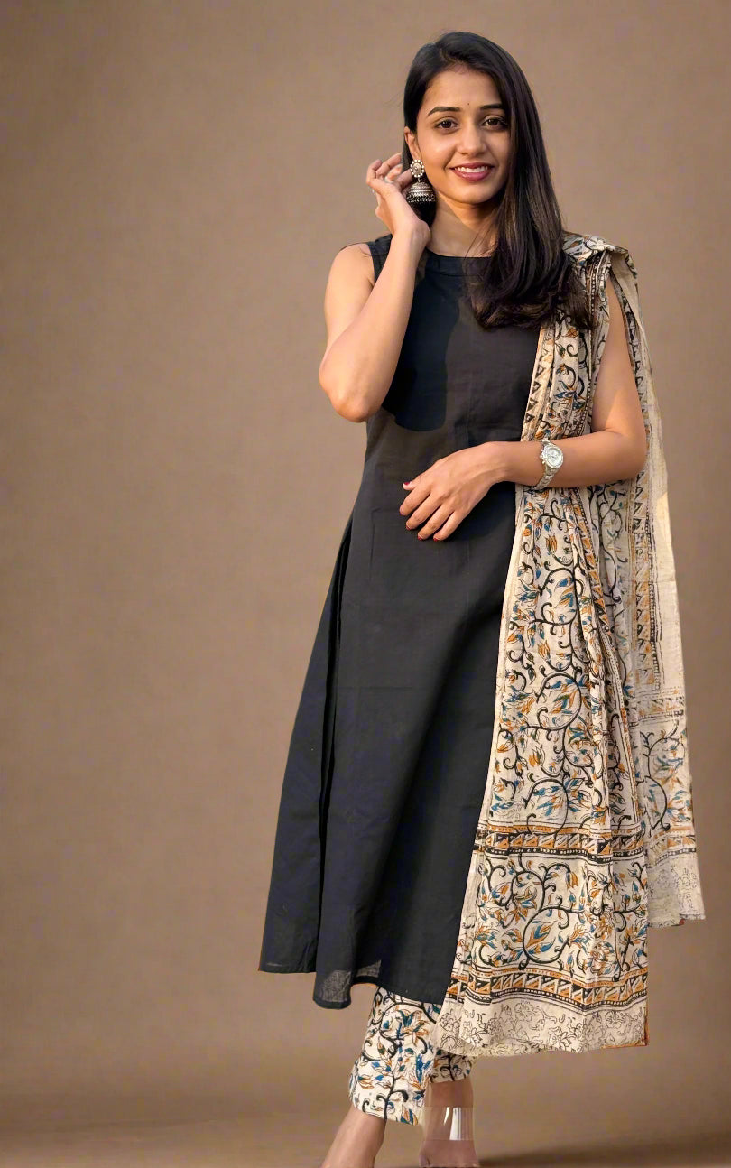 Anupama - Kalamkari Handblock printed x Mangalgiri Kurta Set