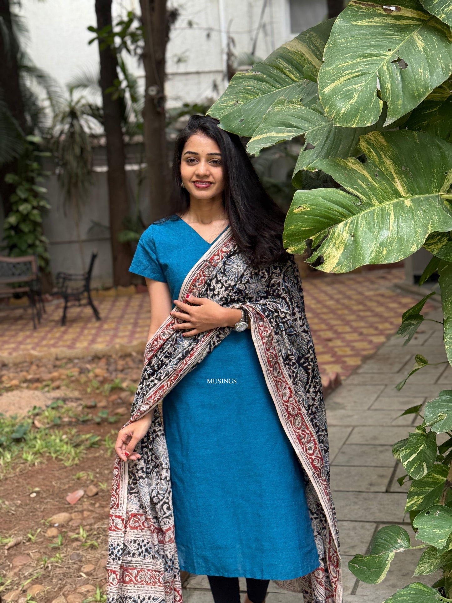 Varshini - Mangalgiri Kurta x Handblock Printed Kalamkari Dupatta