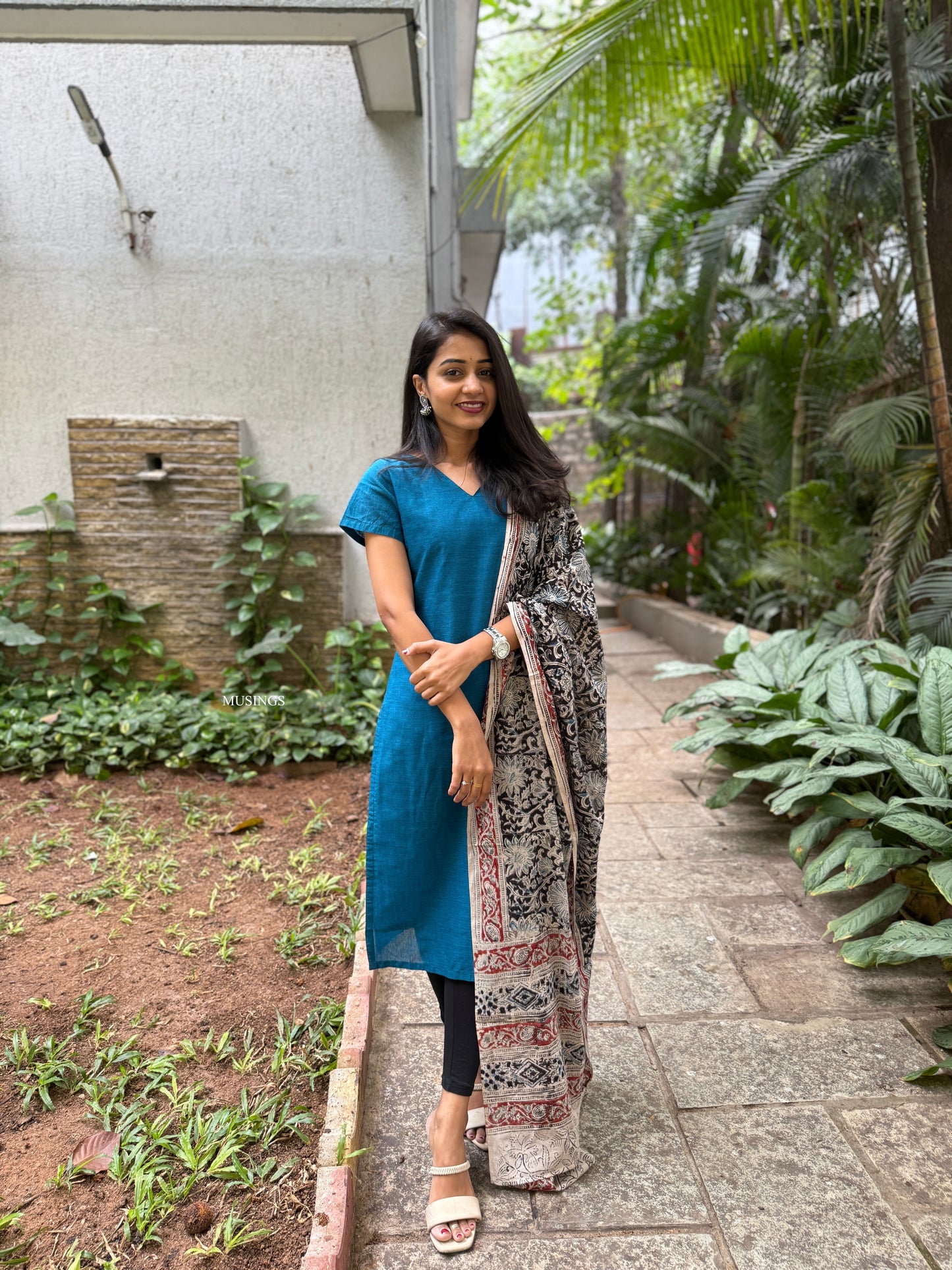 Varshini - Mangalgiri Kurta x Handblock Printed Kalamkari Dupatta