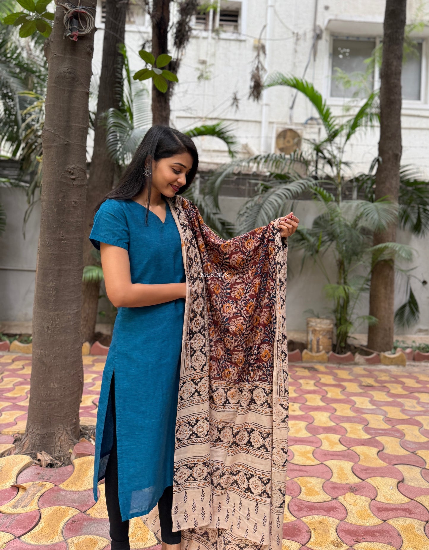 Dakshana - Mangalgiri Kurta x Handblock Printed Kalamkari Dupatta