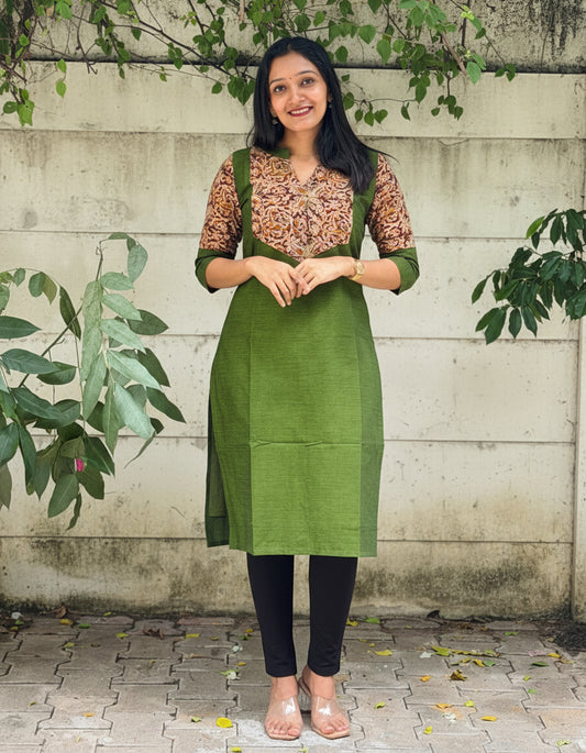 Yaazhini - Mangalgiri x Kalamkari Fusion Kurta