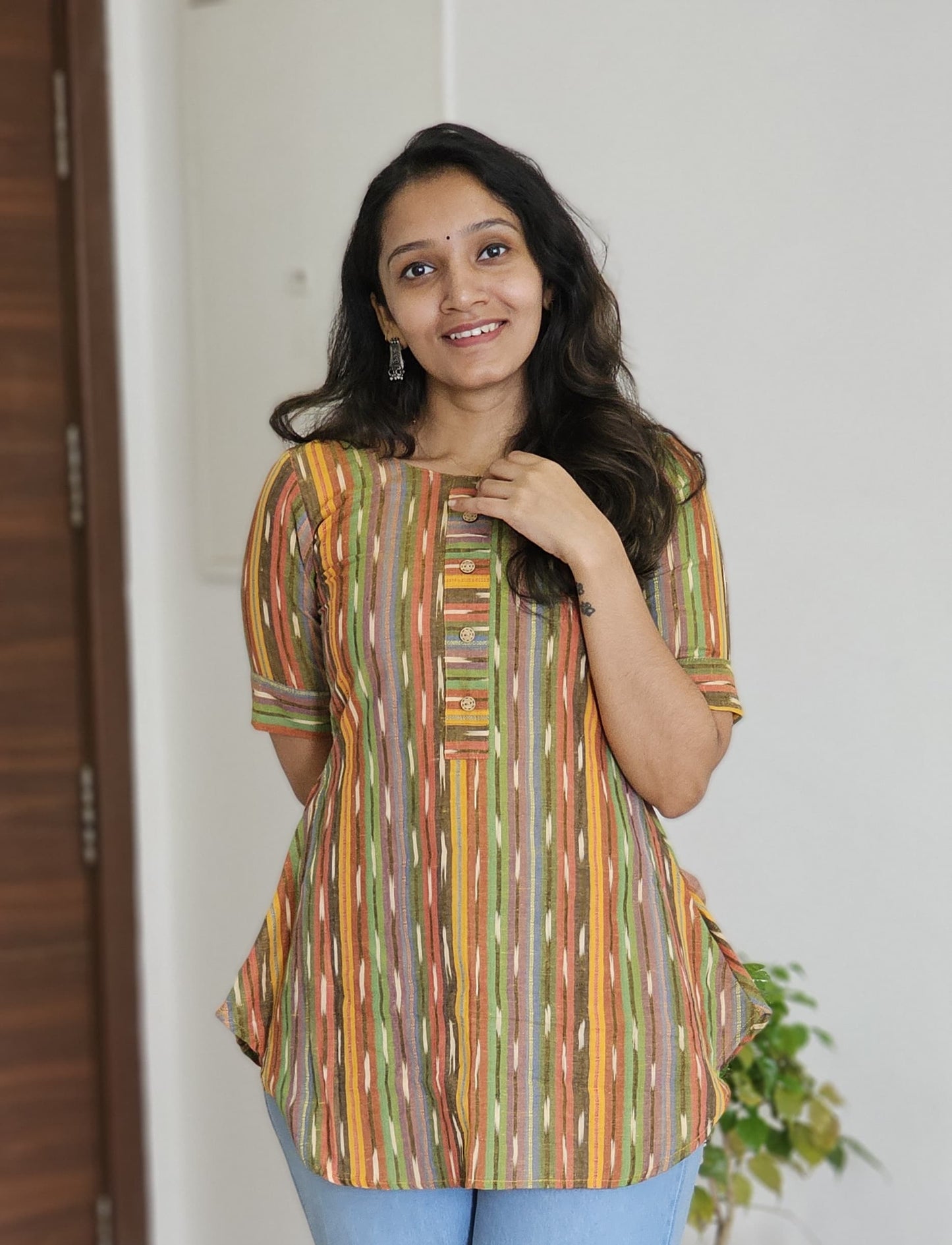 Anvika - Ikkat Classy Short Kurta