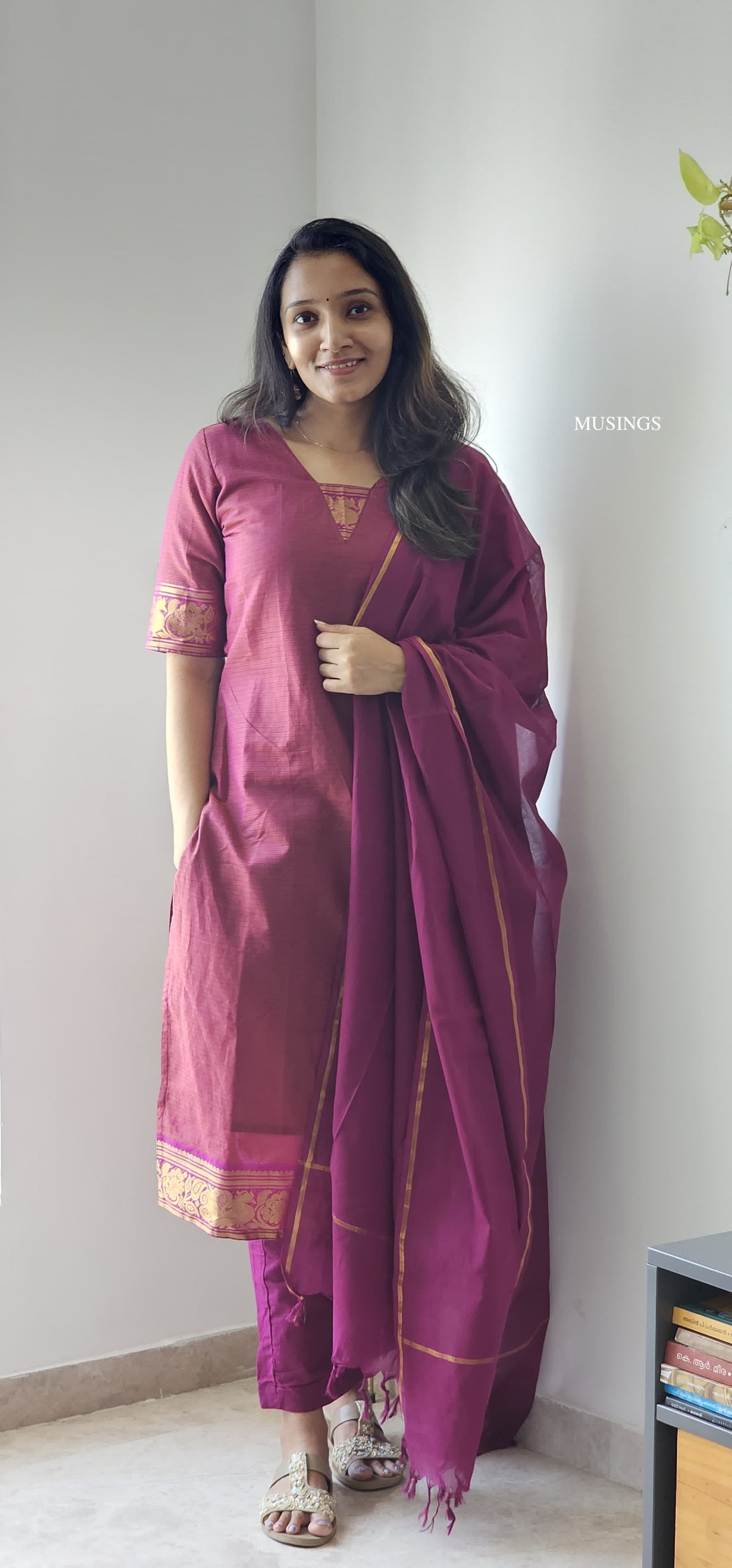 Thenmozhi - Mangalgiri Pattu Handwoven Kurta Set