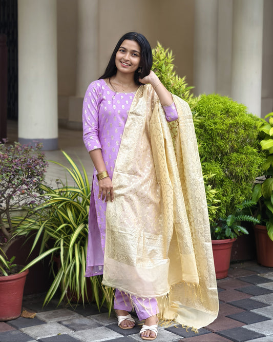 Jhanvi - Banarasi Handloom Silk Cotton Kurta & Dupata Set
